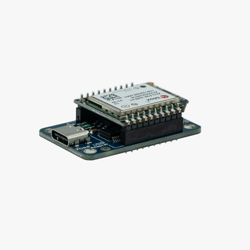 Scheda carrier USB-C per moduli XBee Plugins, con micro uFL simpleRTK2B collegato